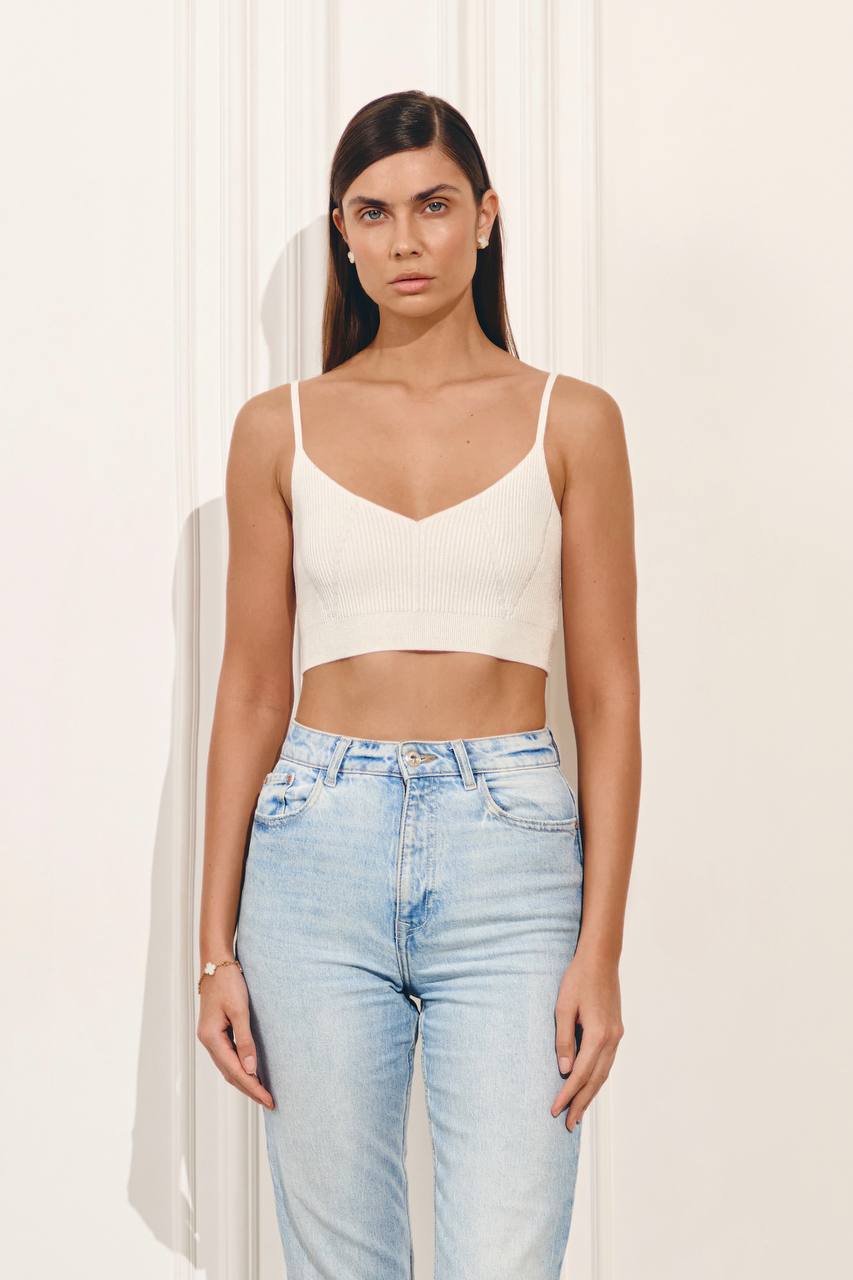 Топ з віскози на тонких бретелях