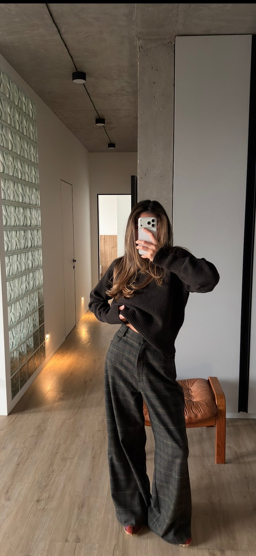 Штани вовняні вільного крою