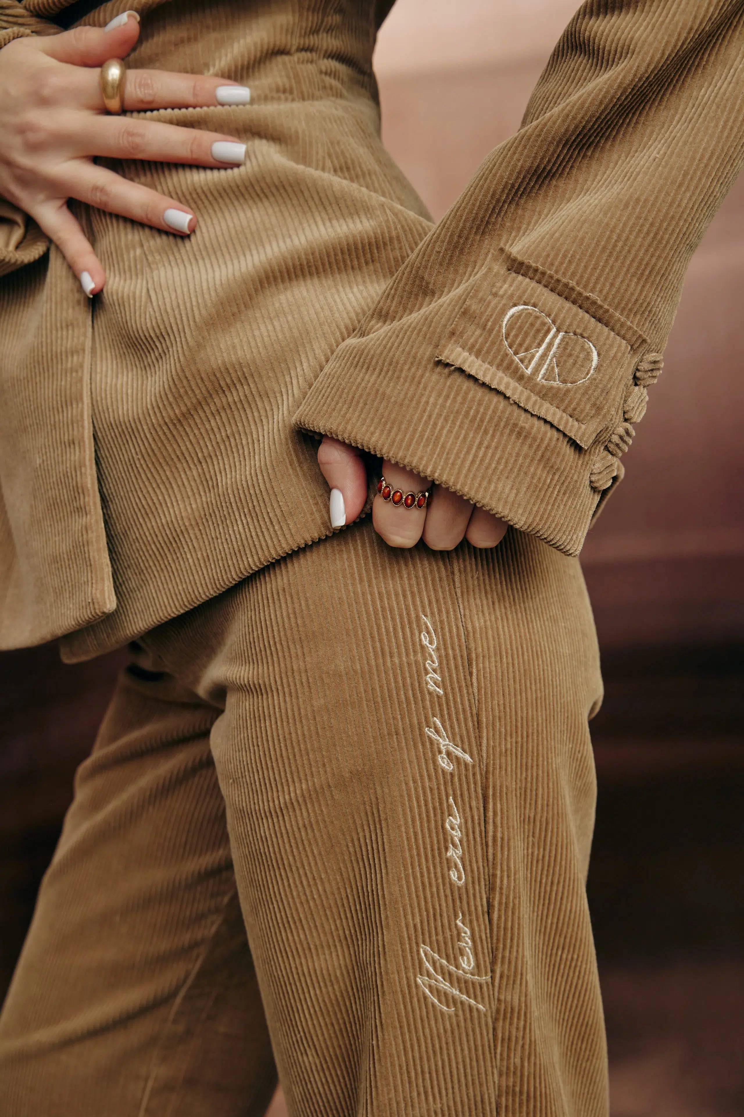 Штани карамель