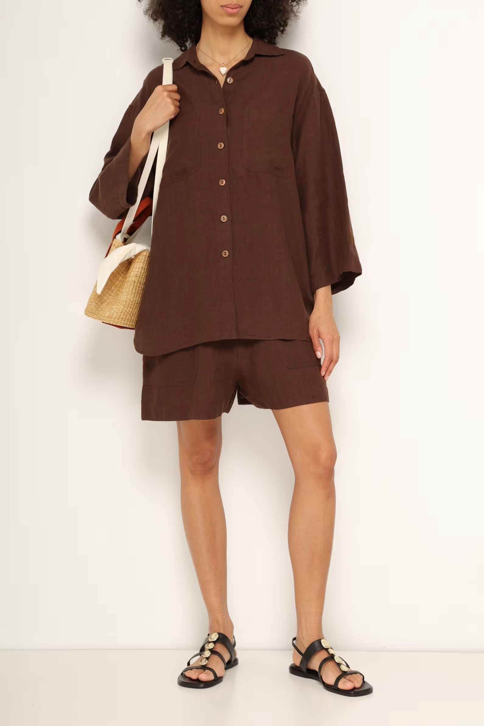Костюм з шортами DAYINLINEN
