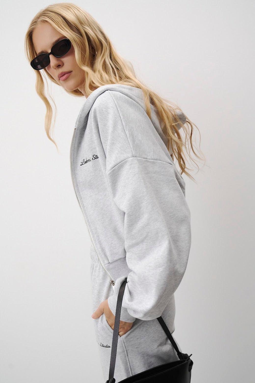 Кроп зіп ESSENTIAL CROPPED ZIP