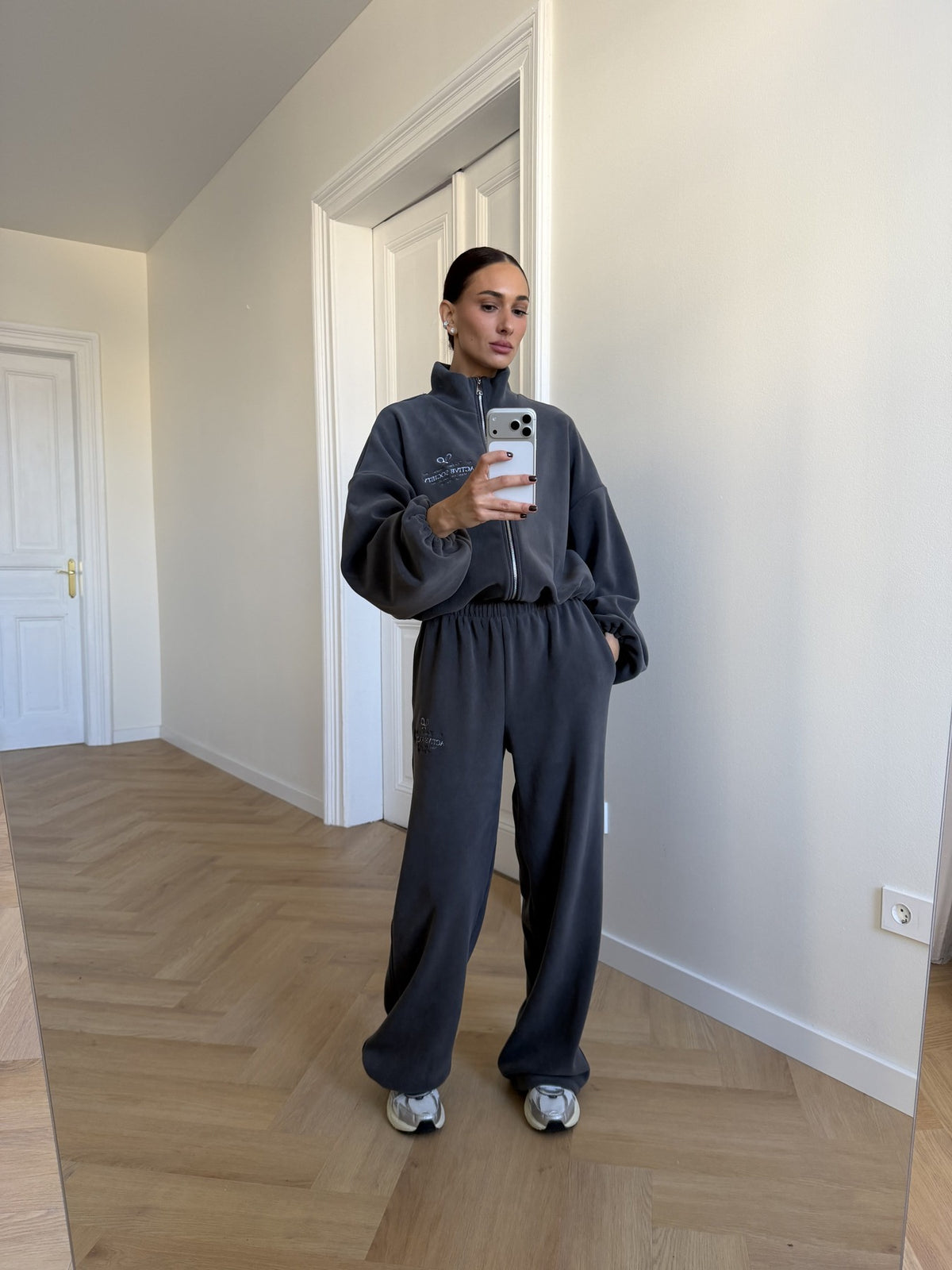 Штани ACTIVE SOCIETY WIDE PANTS