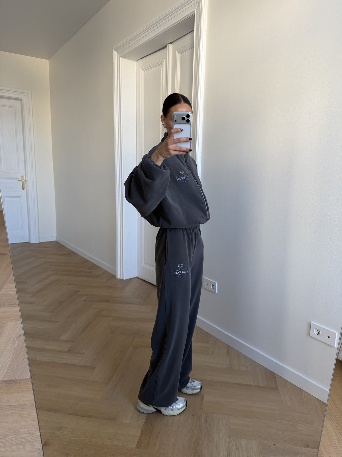 Штани ACTIVE SOCIETY WIDE PANTS