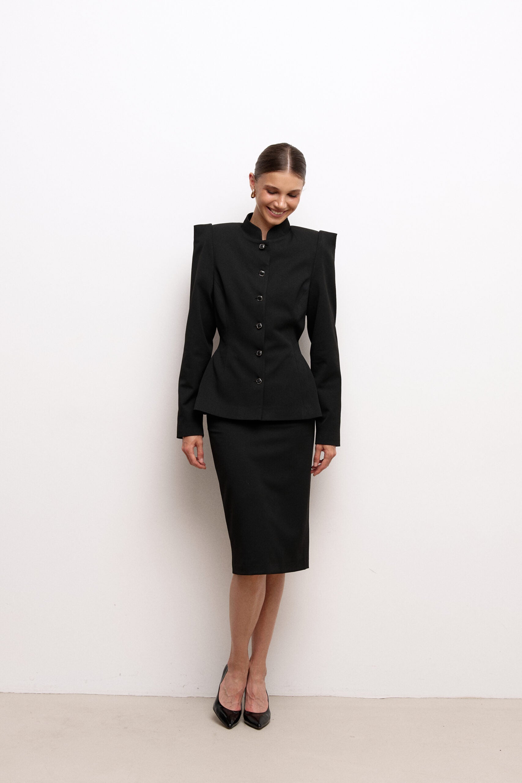 Жакет гостре плече