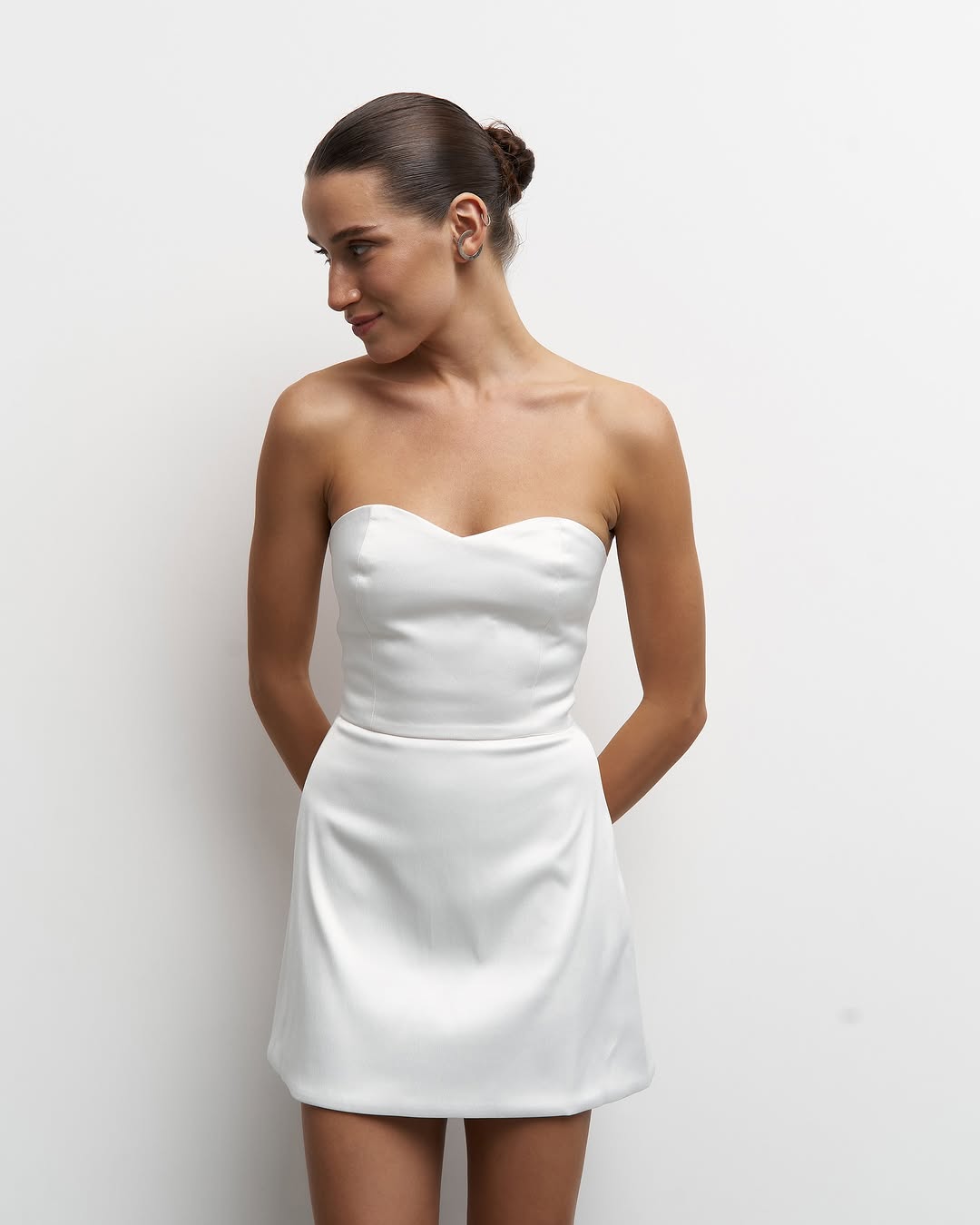 Сукня корсетна атлас