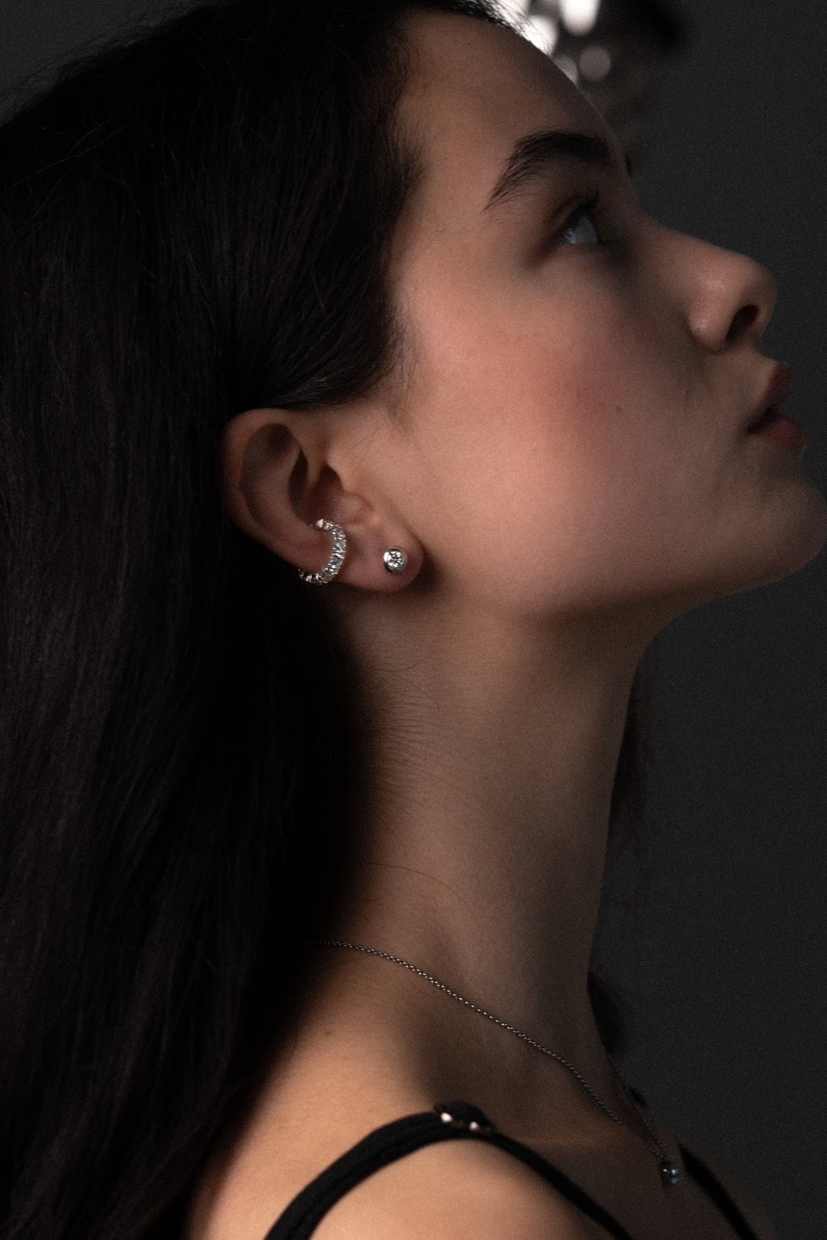 Каф Moissanite Lumen