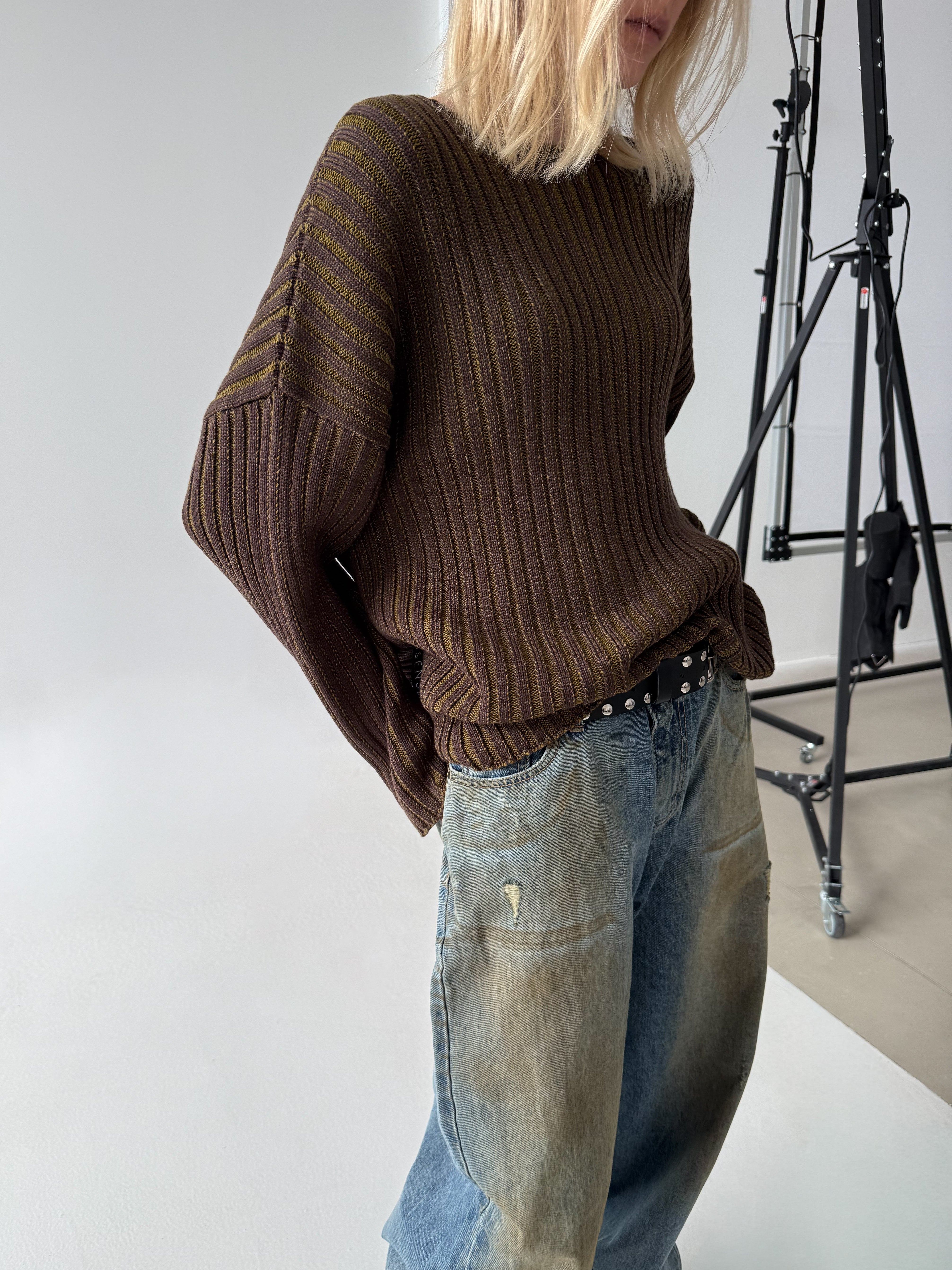 Светр з подвійною горловиною