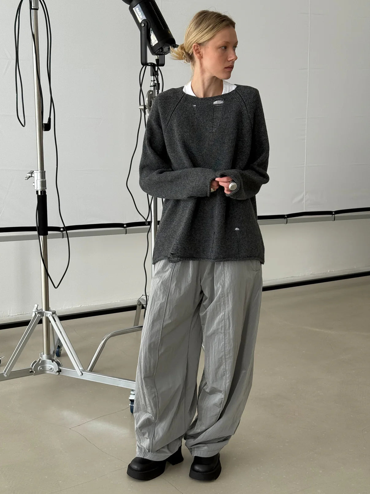 Рваний Светр